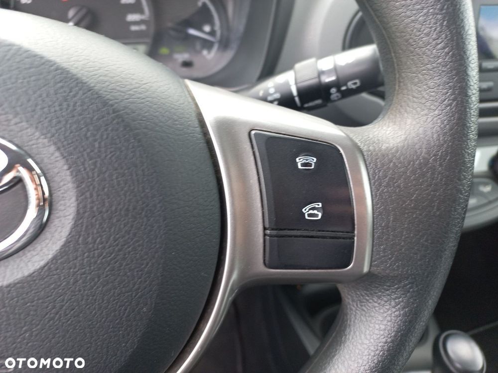 Toyota Yaris - 20
