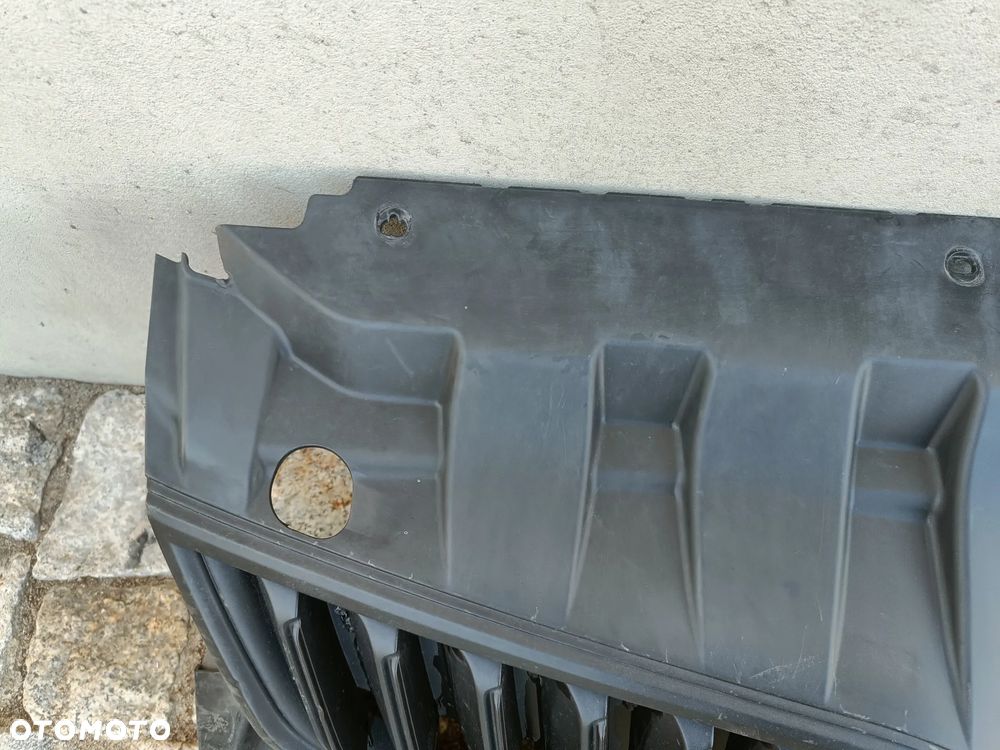 Grill Skoda Fabia 3 III Atrapa Chłodnicy Kratka  6V0853653A - 2