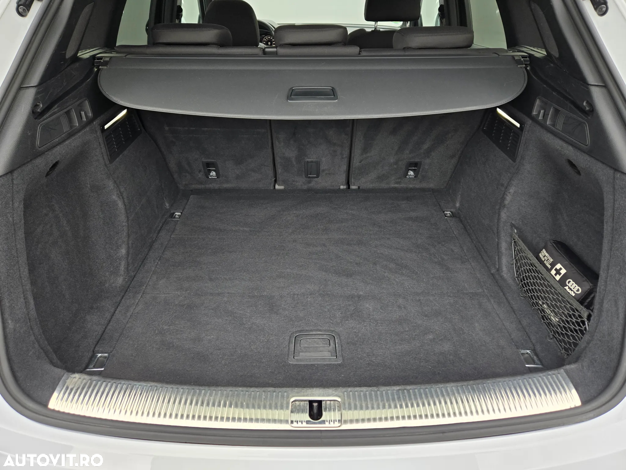 Audi Q5 40 TDI quattro S tronic sport - 24