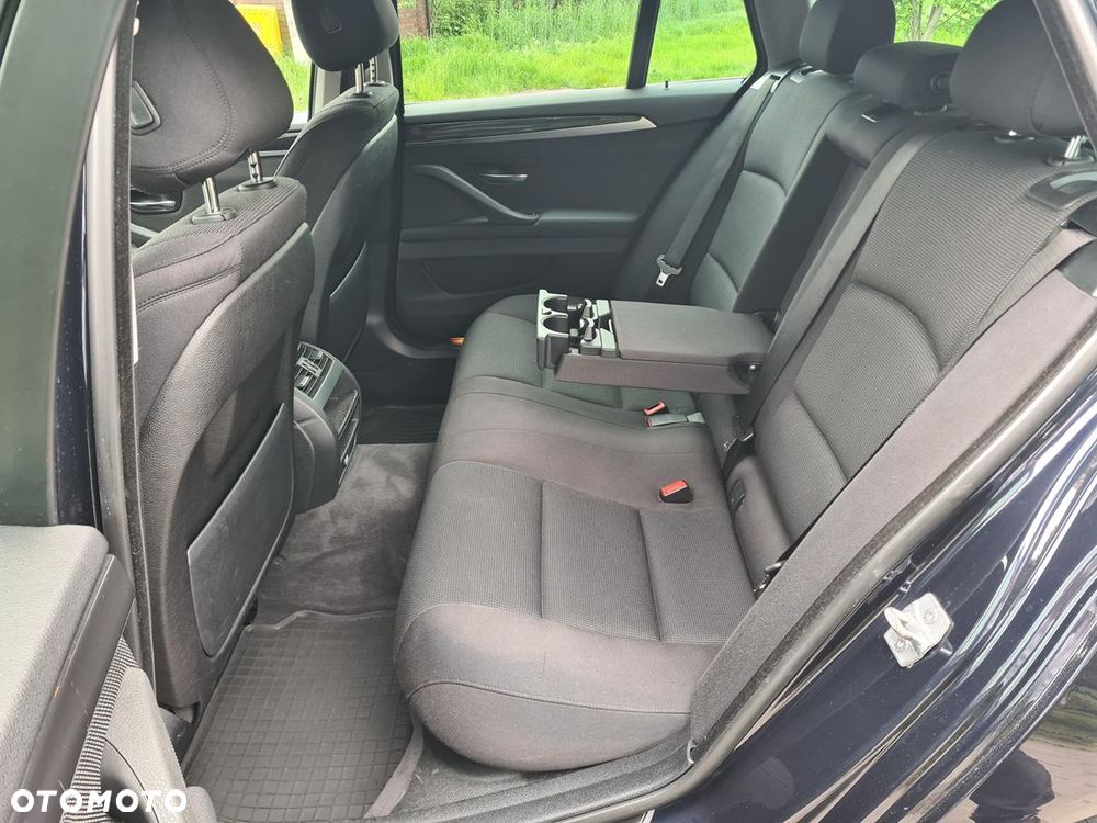 BMW Seria 5 520d Modern Line - 8