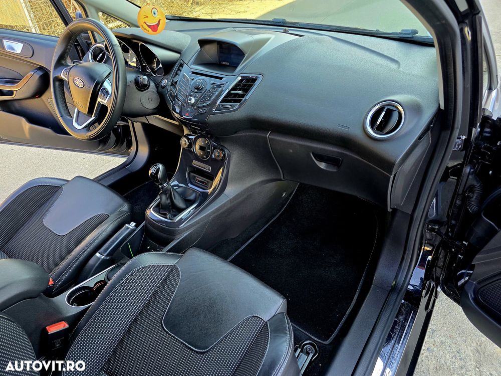 Ford Fiesta 1.5 TDCi ST-LINE - 23