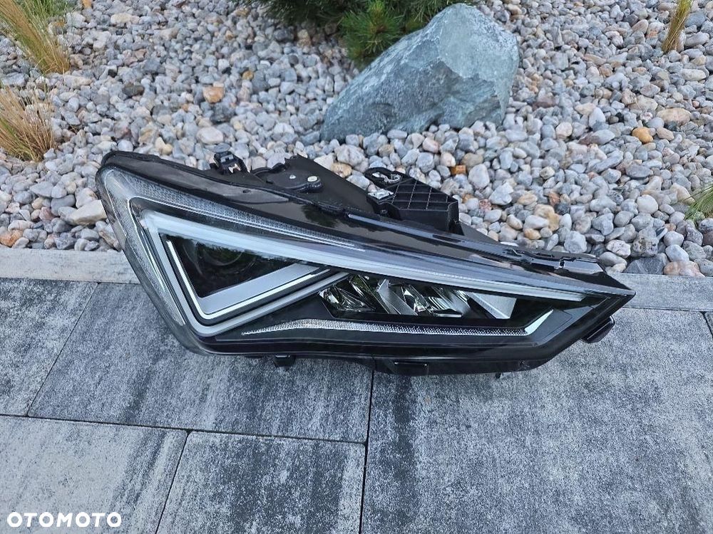 SEAT CUPRA LEON 4 IV 5FB Lampa prawa przód Full Led Dynamic 5FB941008G - 2