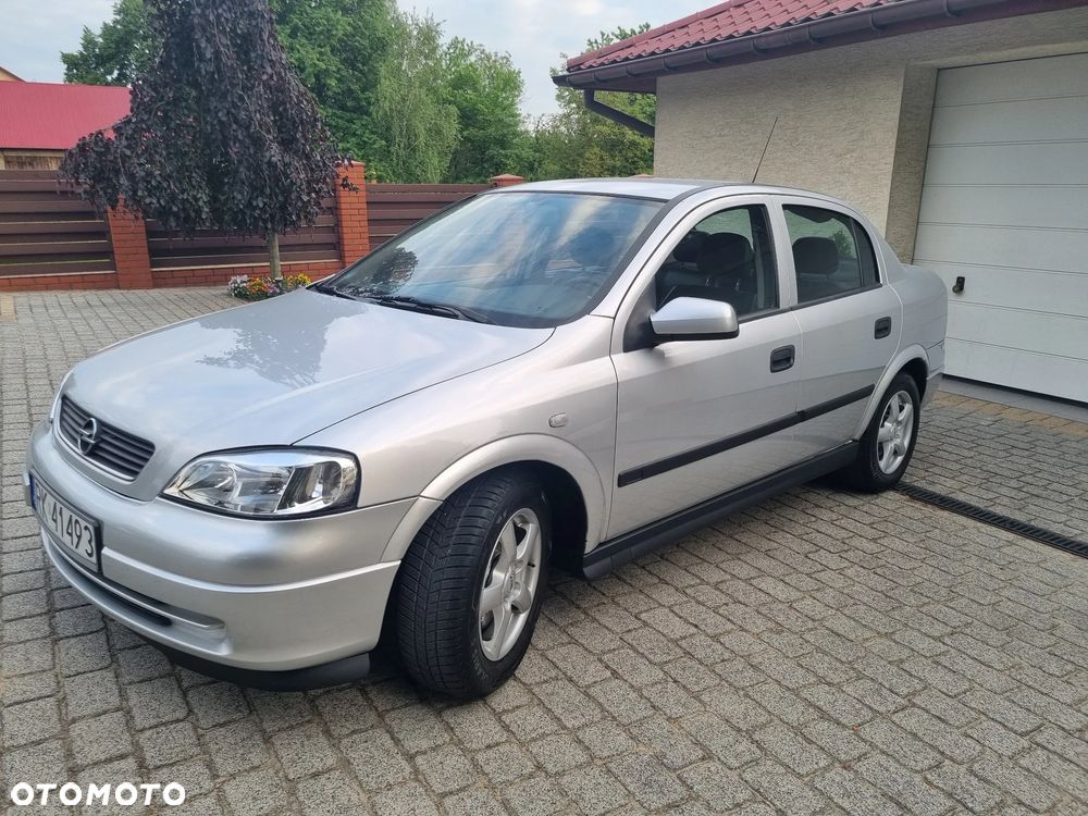 Opel Astra 2.0 DI Elegance - 2