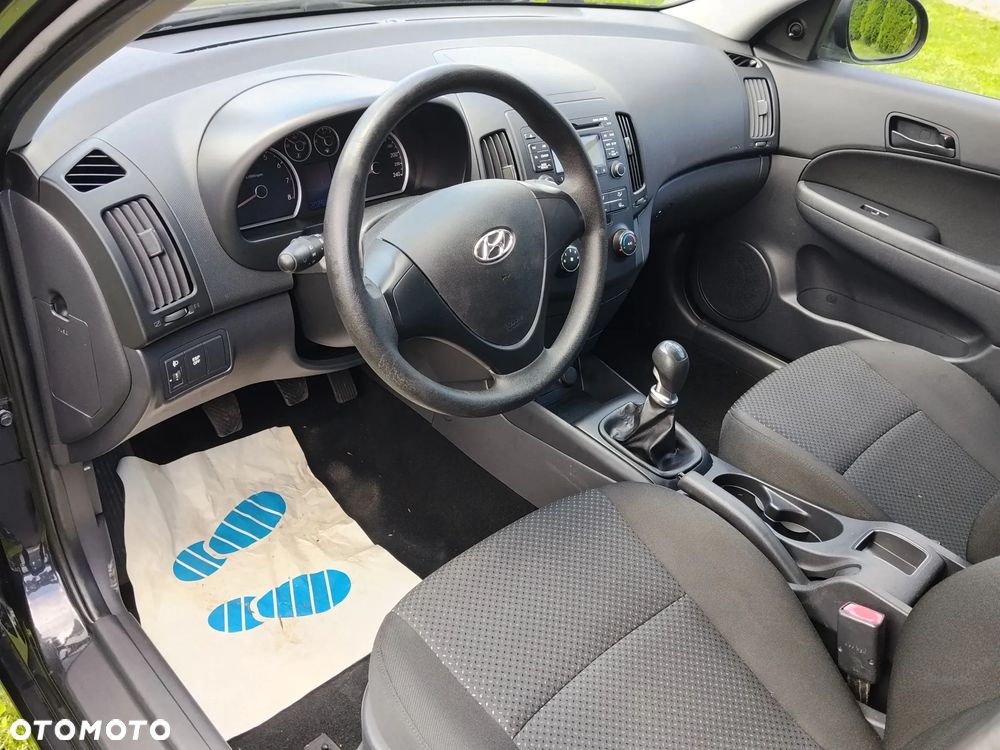 Hyundai i30 1.4 Blue Comfort - 11