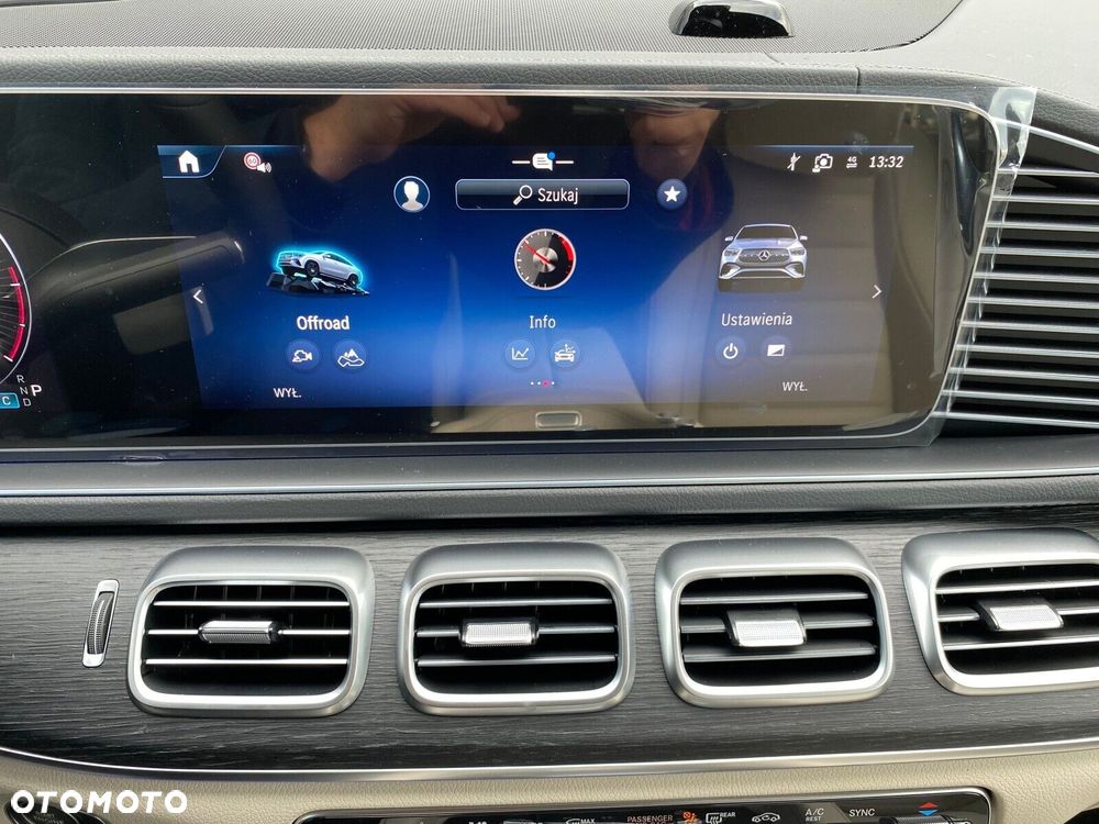 Mercedes-Benz GLE - 19