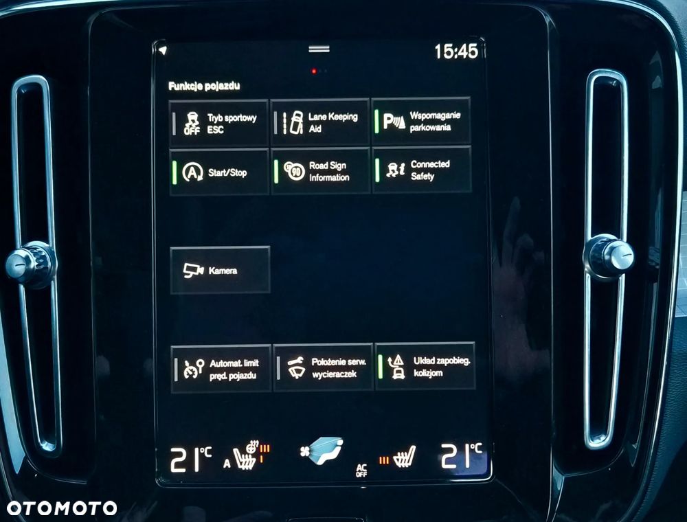 Volvo XC 40 T3 Geartronic Momentum Pro - 38