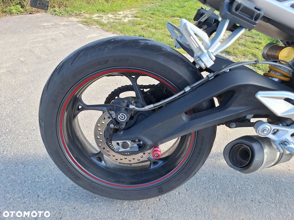 Triumph Street Triple - 14