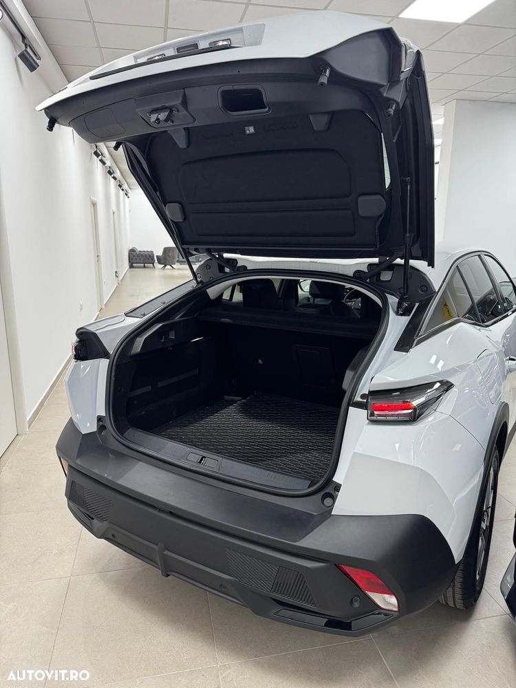 Peugeot 408 1.2L 136 e-DSC6 MHEV Allure - 10