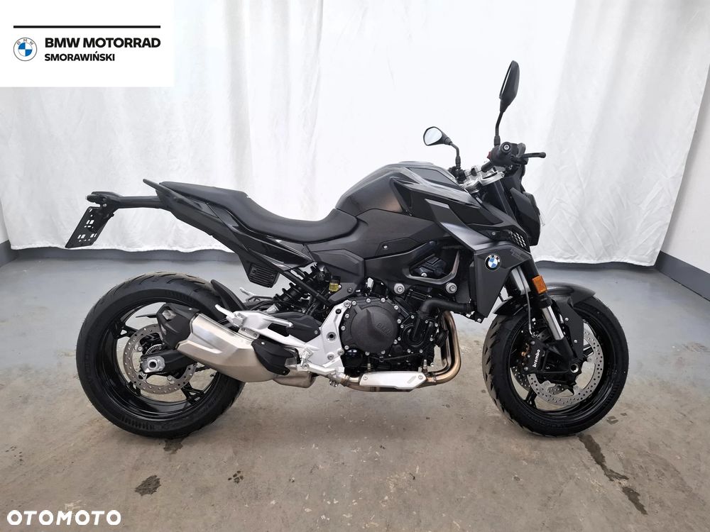 BMW F - 9