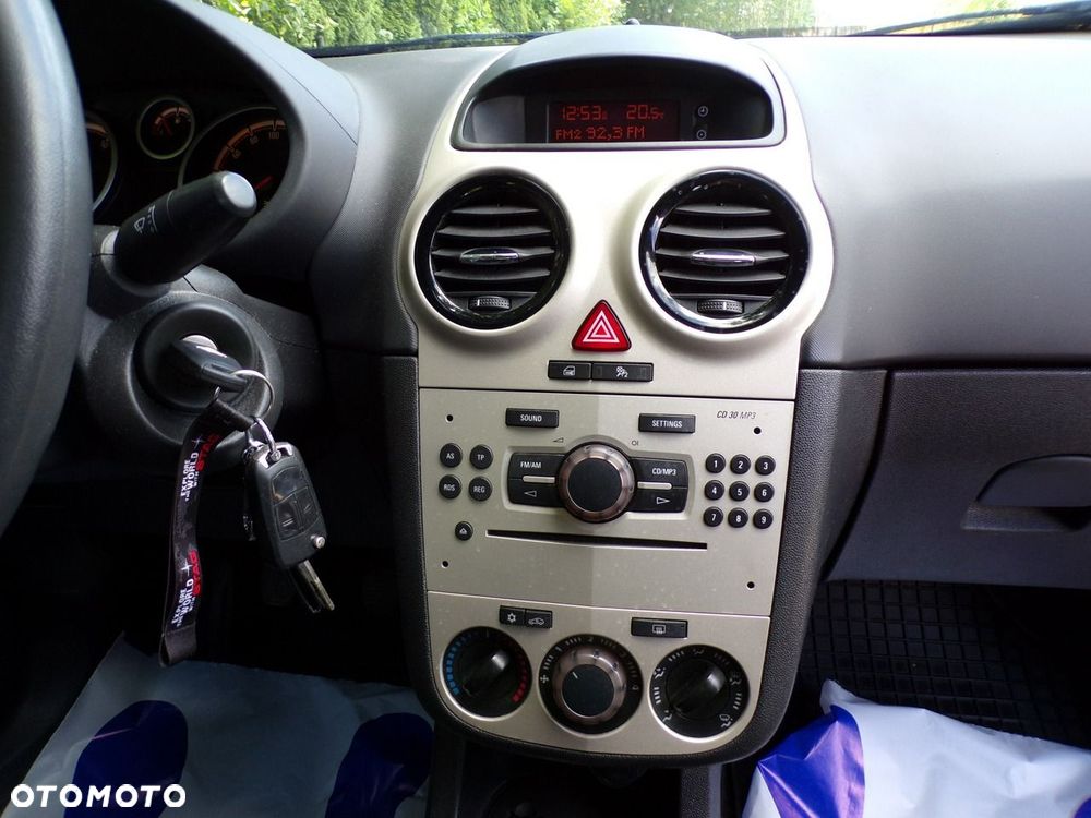Opel Corsa - 20