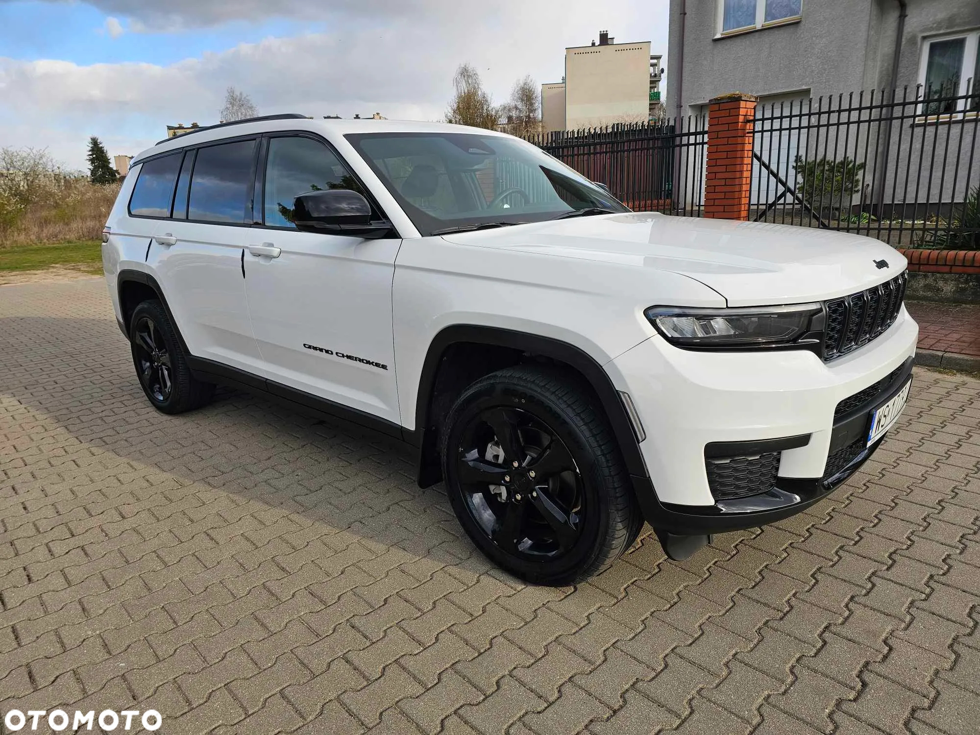 Jeep Grand Cherokee - 8
