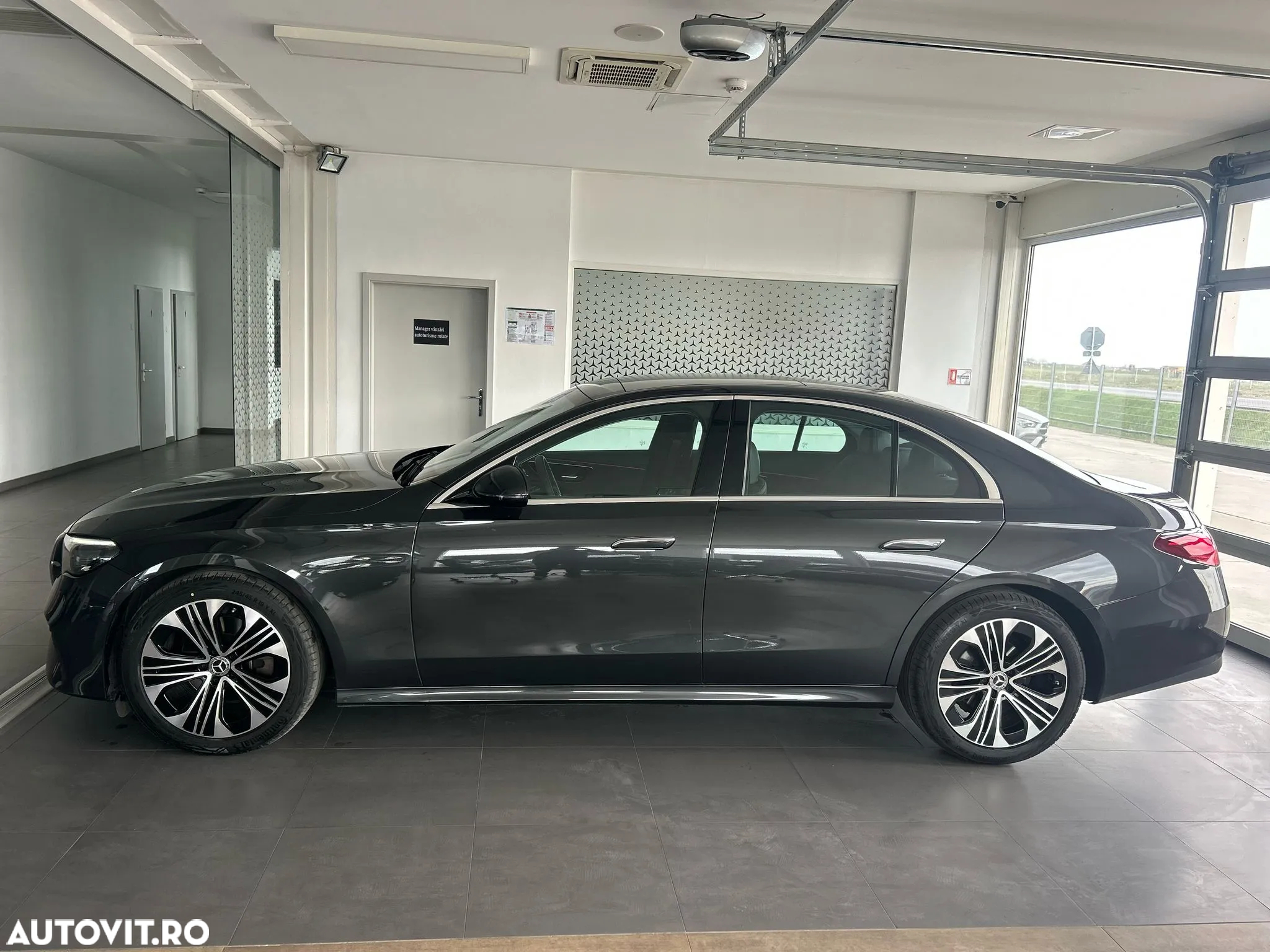 Mercedes-Benz E 220 d 9G-TRONIC Avantgarde - 10