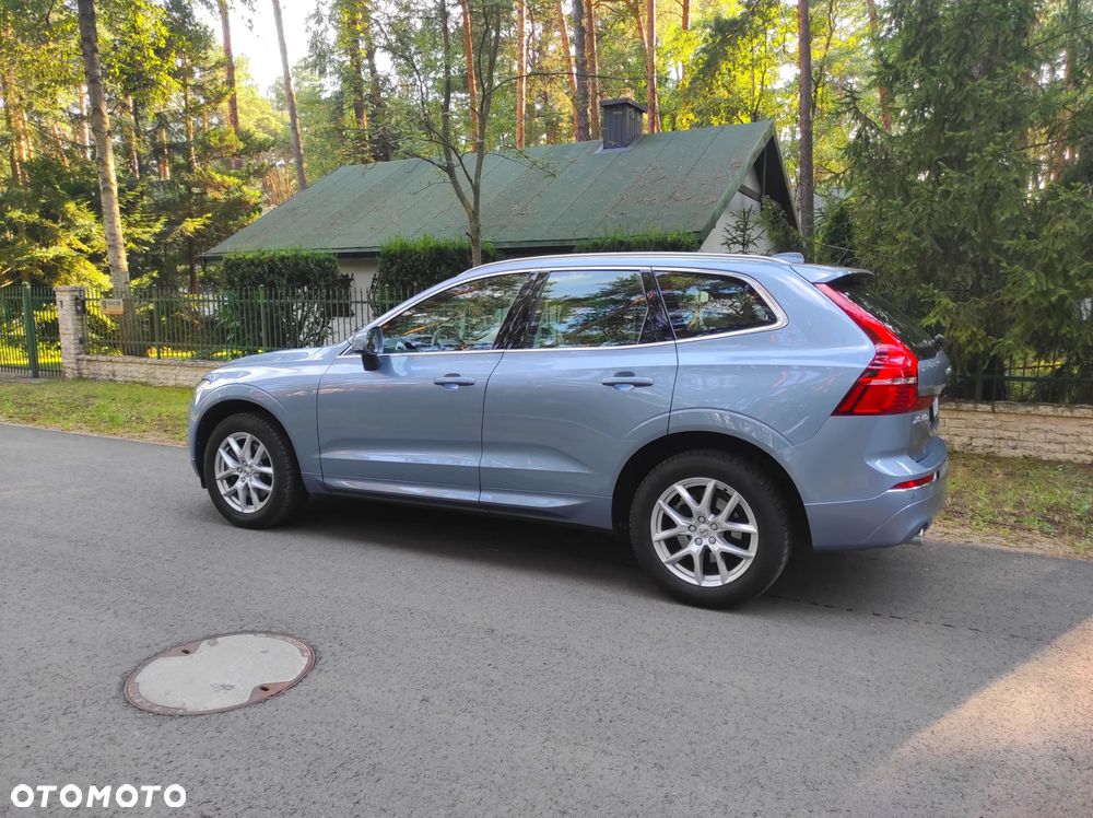 Volvo XC 60 B4 D AWD Momentum Pro - 19