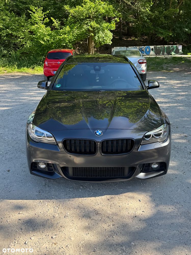 BMW Seria 5 528i xDrive Sport-Aut - 1