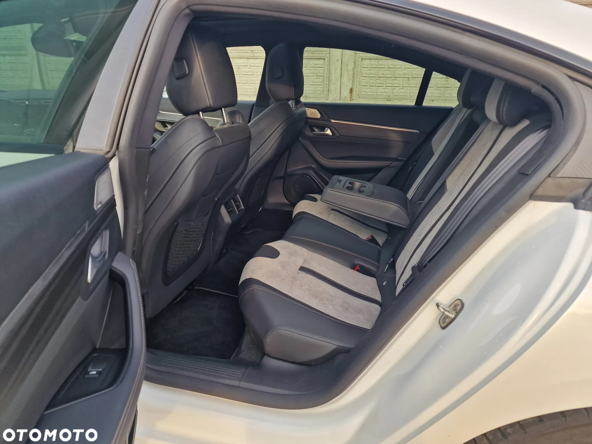 Peugeot 508 1.6 PureTech HYbrid PHEV GT S&S EAT8 - 20