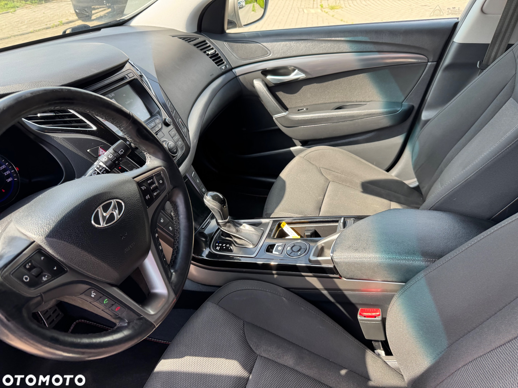 Hyundai i40 Kombi 1.7 CRDi DCT Premium - 20