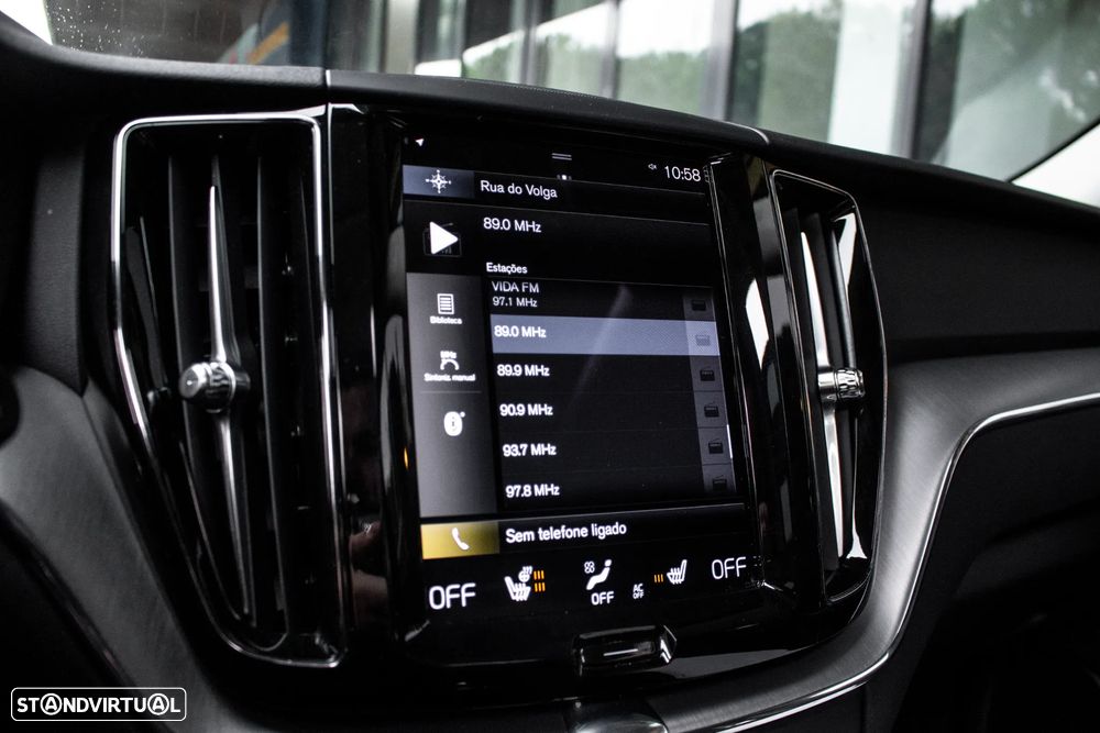 Volvo XC 60 T6 AWD Essential - 43