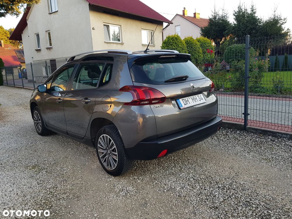 Peugeot 2008 - 6