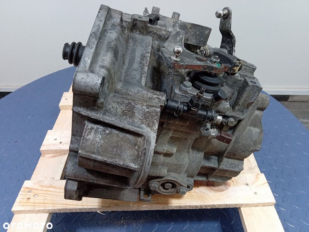 GALAXY I LIFT 2.8 VR6 204KM SKRZYNIA MANUALNA FPJ - 2