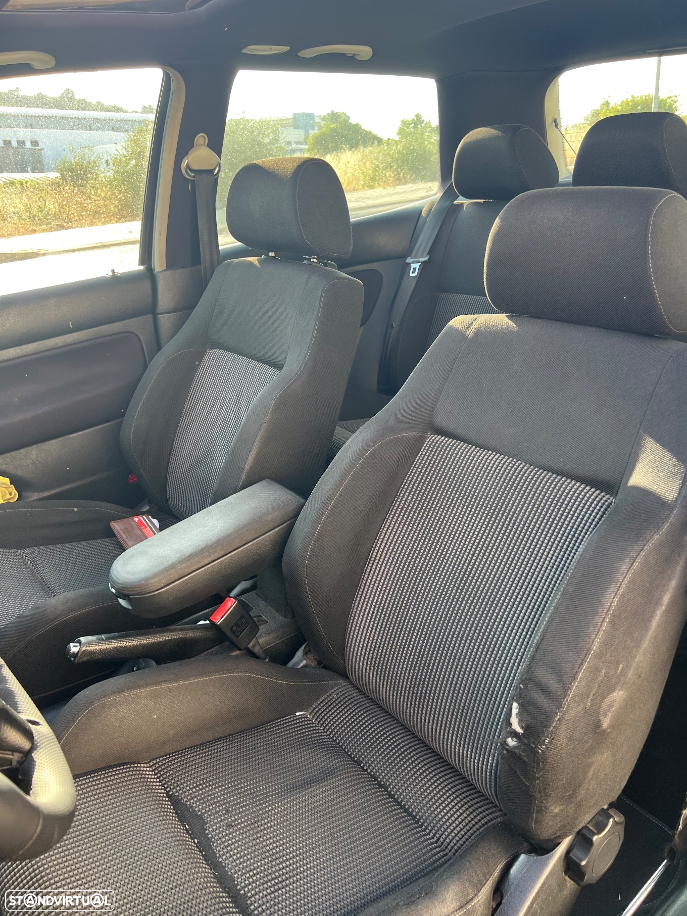 VW Golf 1.9 TDi Highline - 8