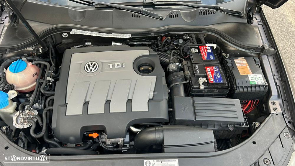 VW Passat Variant 1.6 TDI DPF BlueMotion Comfortline - 30