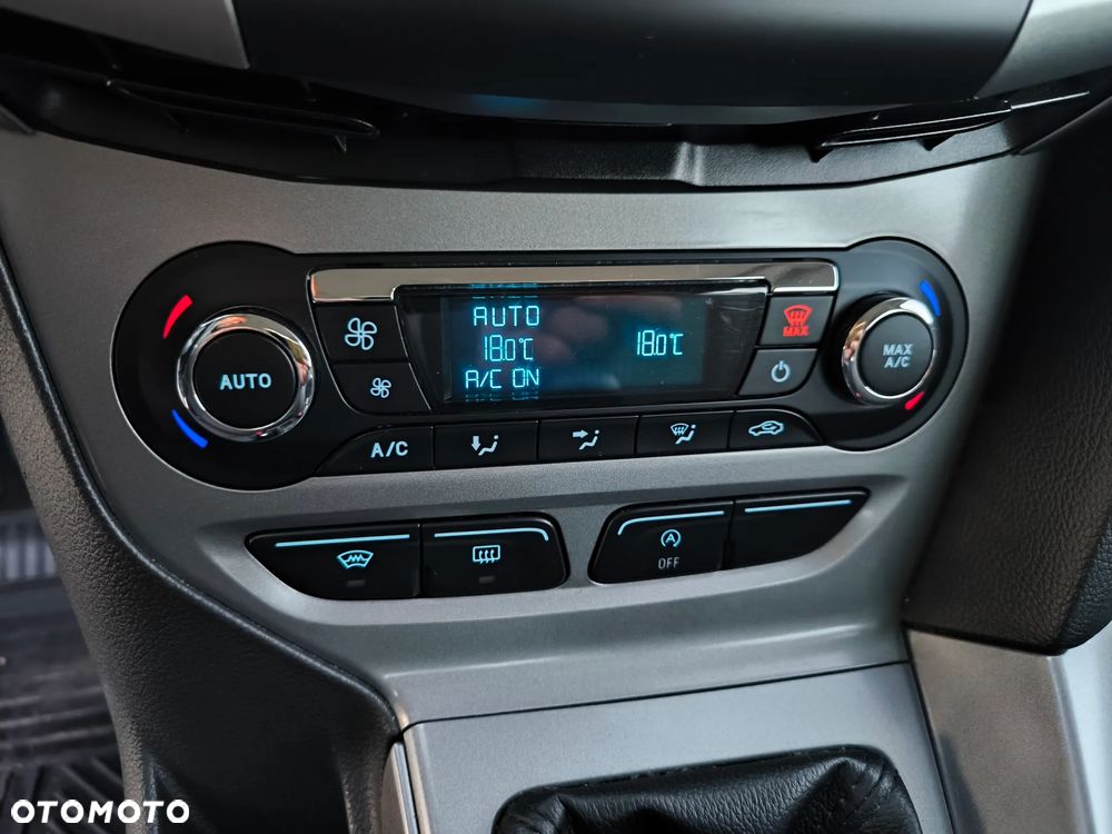 Ford Focus - 19