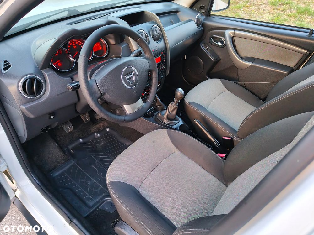 Dacia Duster 1.6 Ambiance 4x4 - 13