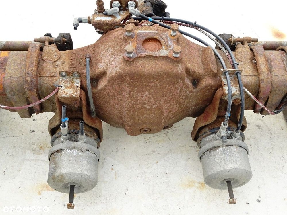 MOST TYŁ DYFER  RENAULT TRUCKS TRACER 1991 - 2001 R 332 A 9839 cmᶟ 186KW (253KM) - 6