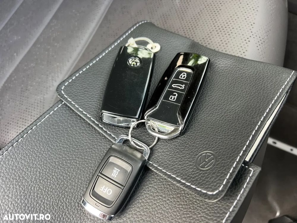 Volkswagen Touareg V6 TDI R-Style - 28