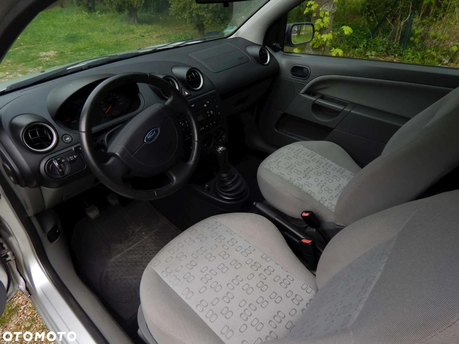 Ford Fiesta 1.25 Trend - 17