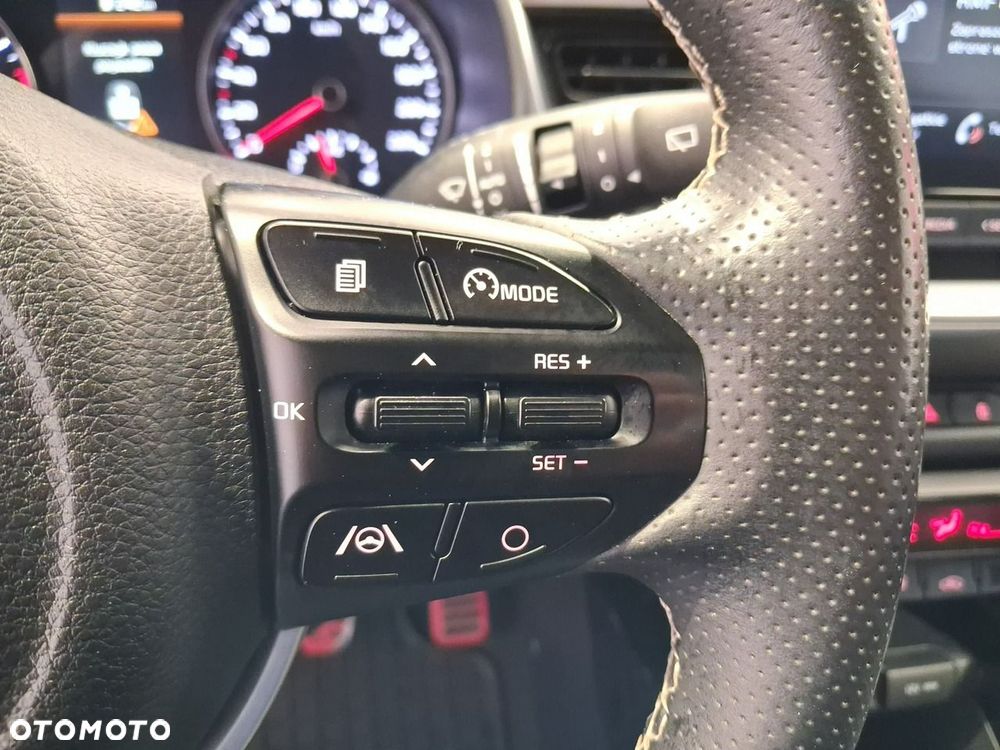 Kia Stonic - 10