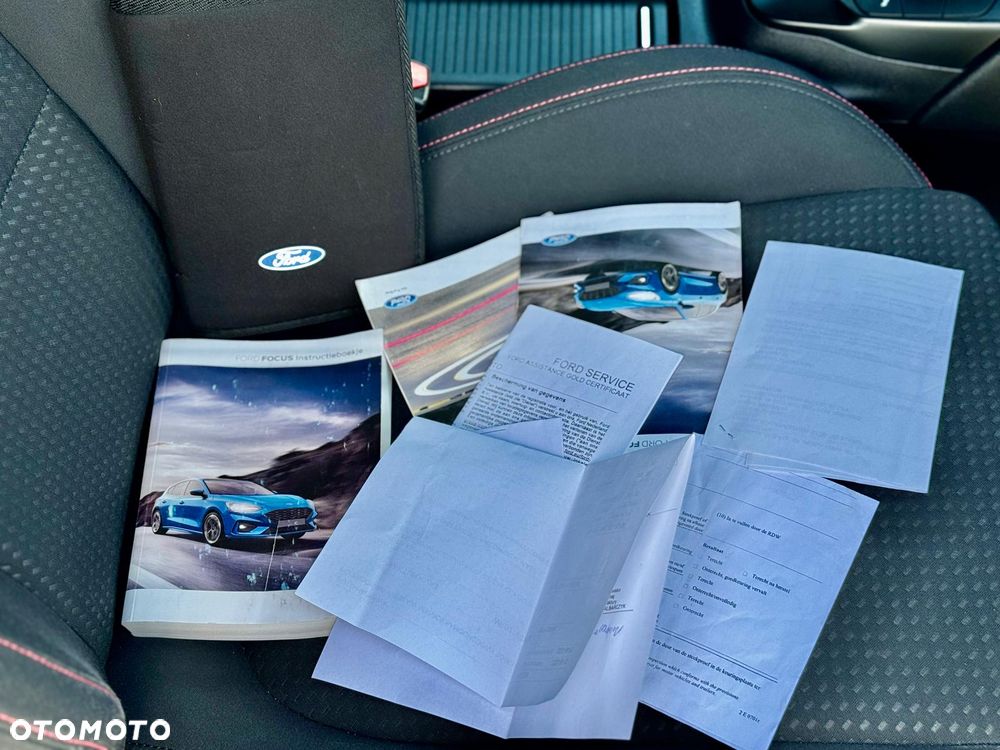 Ford Focus 1.5 EcoBlue Start-Stopp-System ST-LINE X - 40