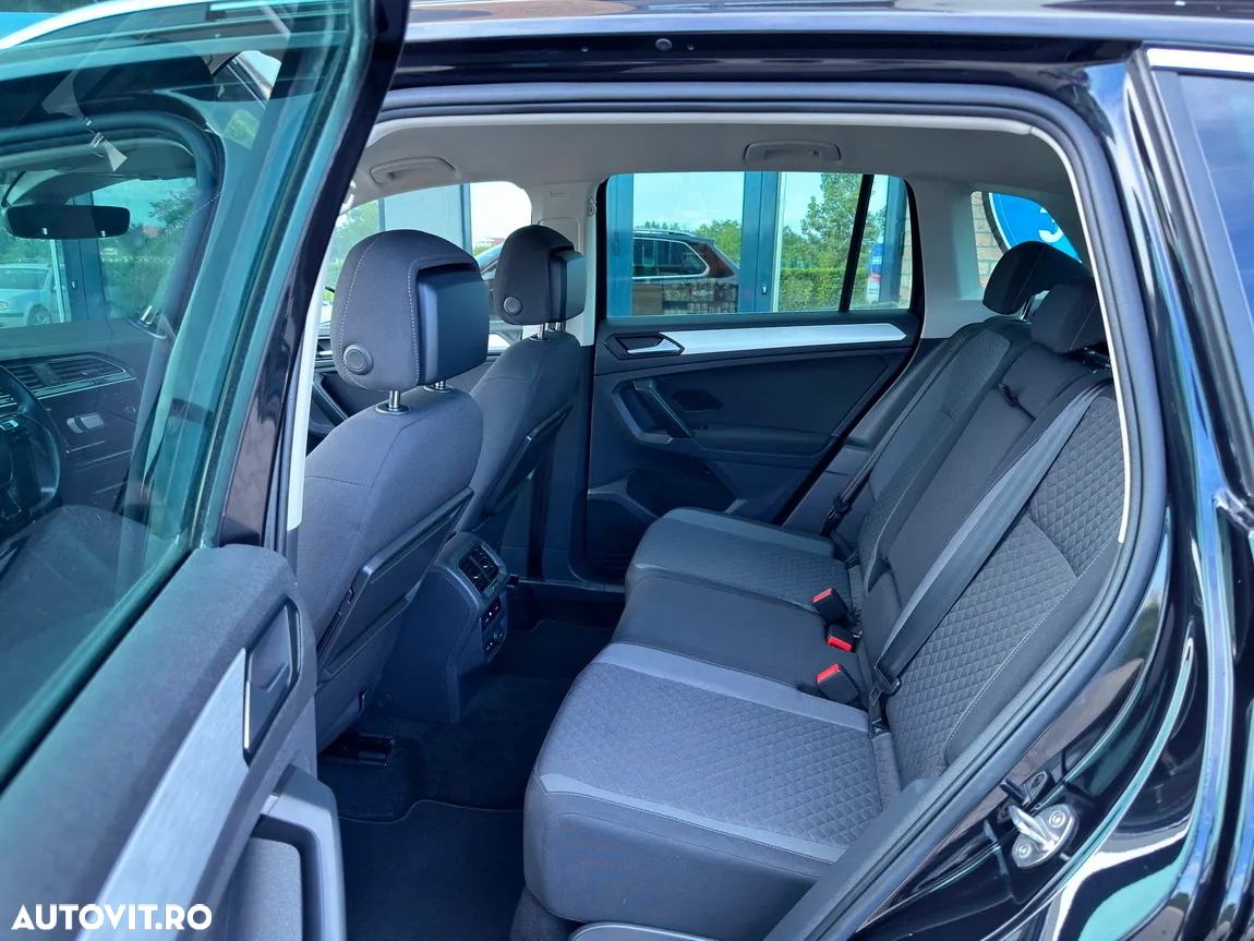 Volkswagen Tiguan - 8
