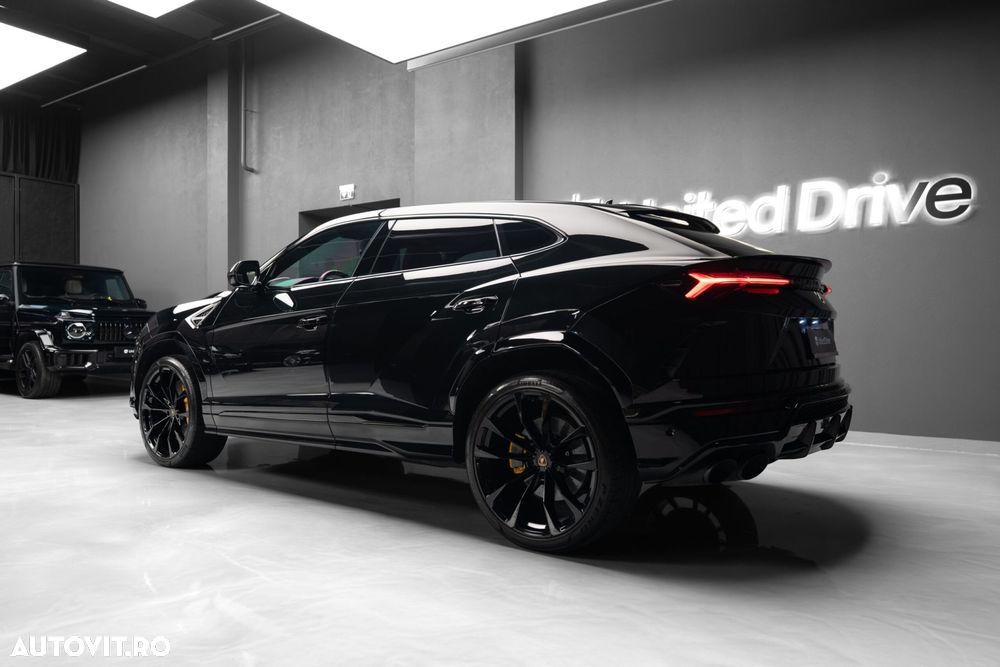 Lamborghini Urus - 9