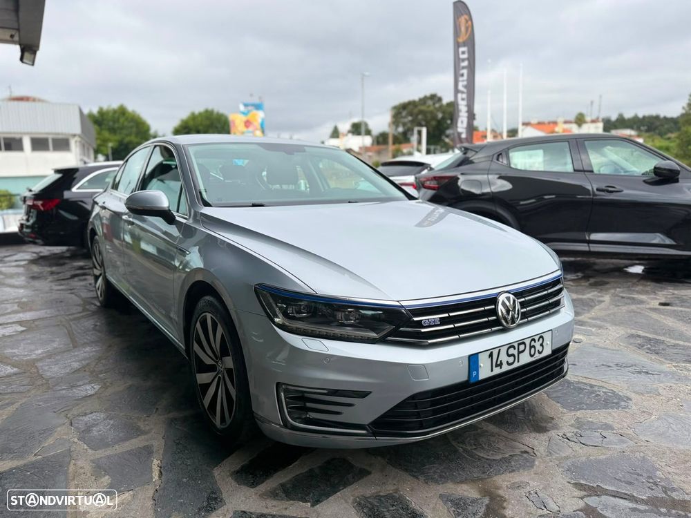 VW Passat - 4