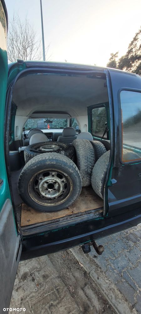 Volkswagen Caddy - 21