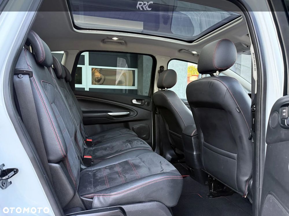 Ford S-Max 2.2 TDCi DPF Titanium - 25