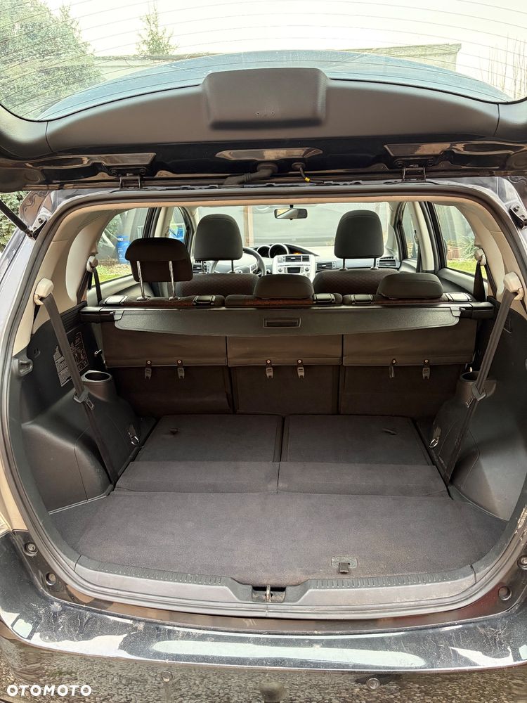 Toyota Verso 2.0 D-4D Sol SW 7os - 17