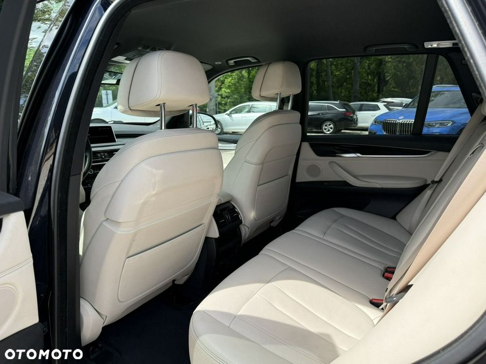 BMW X5 xDrive25d - 13