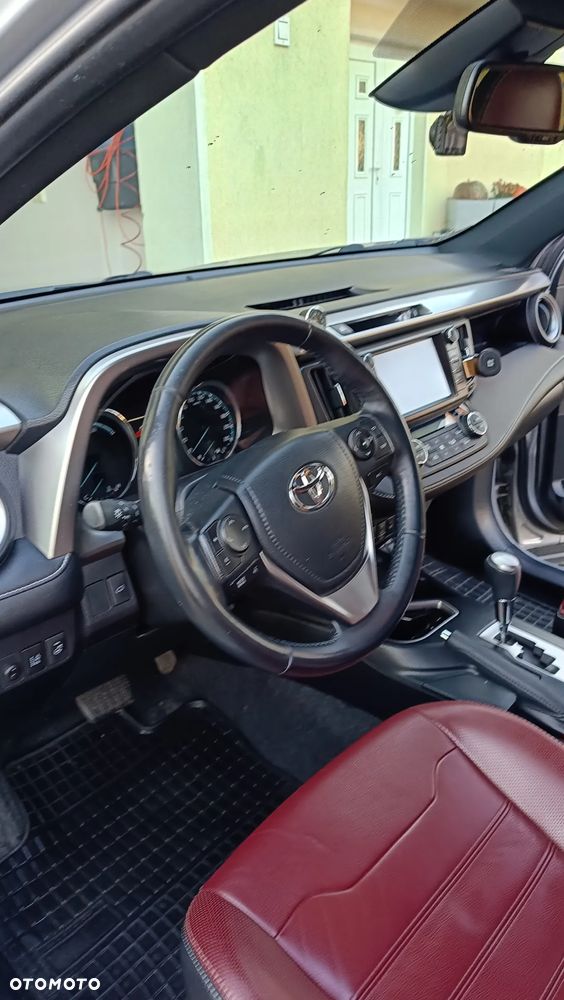 Toyota RAV4 Hybrid Selection 4x4 - 5