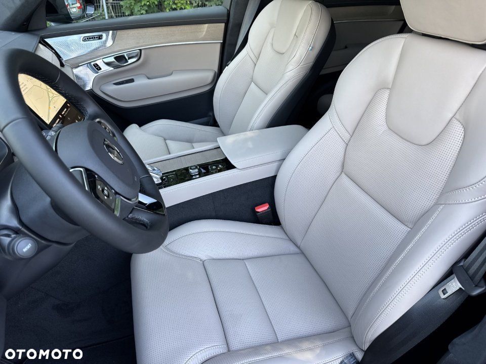 Volvo XC 90 - 17