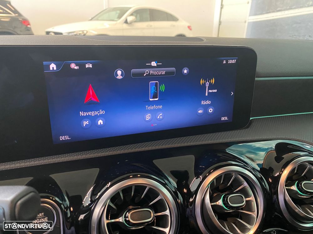 Mercedes-Benz A 200 d - 11