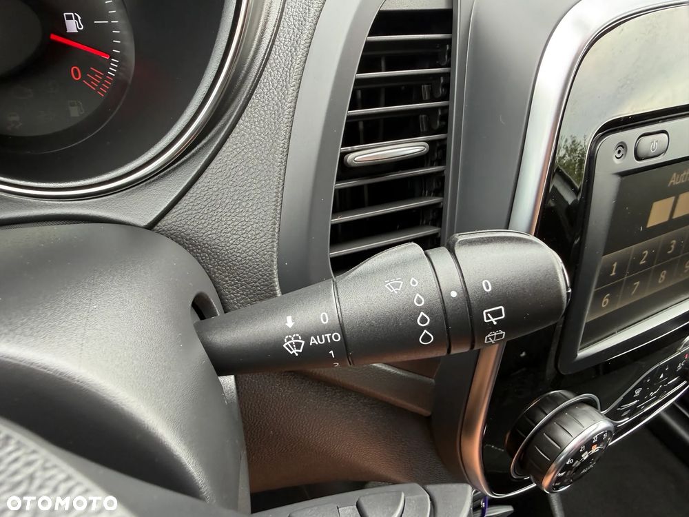 Renault Captur - 36