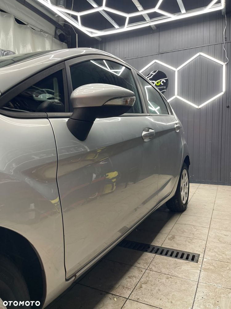 Ford Fiesta 1.25 Viva - 17