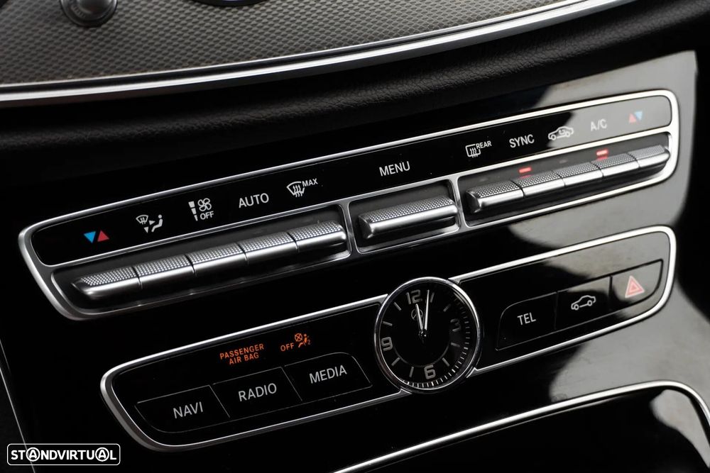 Mercedes-Benz E 220 - 23
