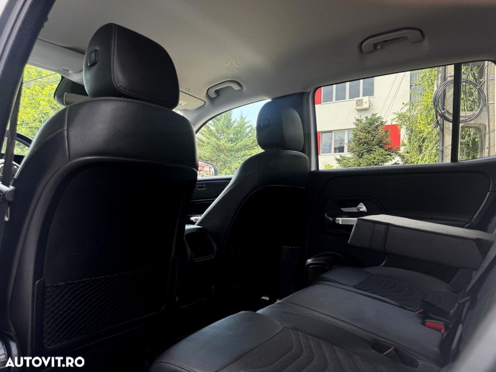 Mercedes-Benz GLB - 30