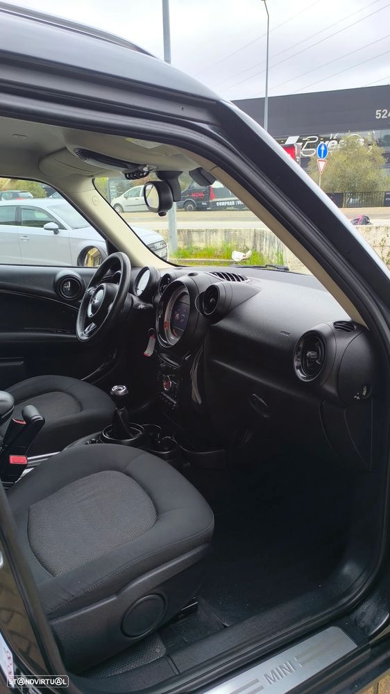 MINI Countryman Cooper D - 10