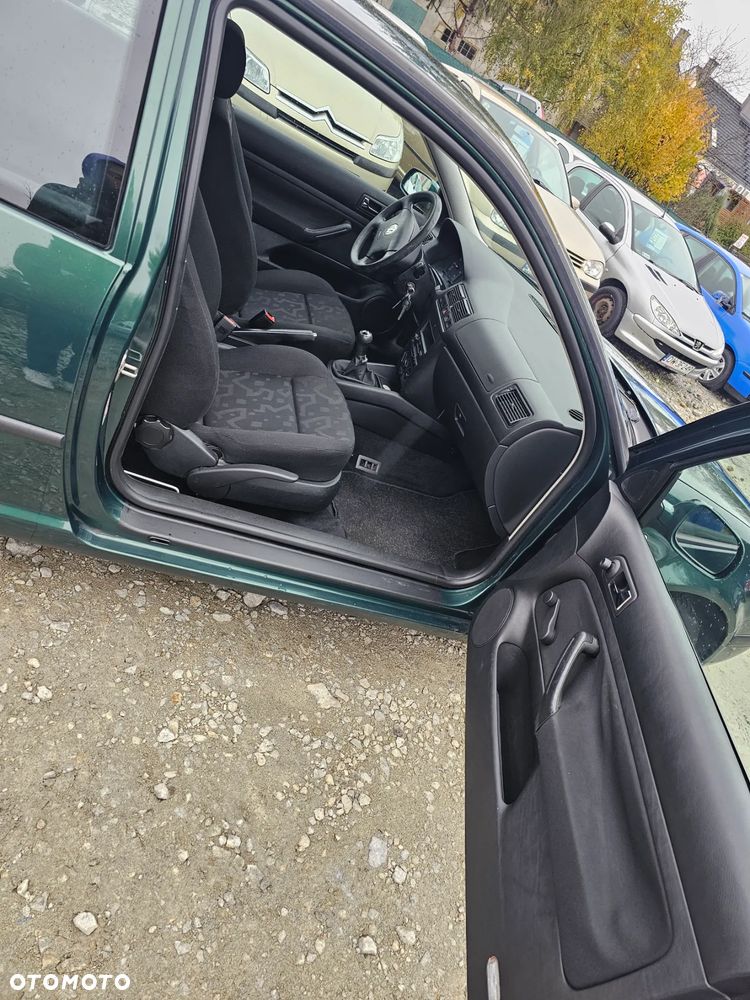 Volkswagen Golf IV 1.4 Basis - 9