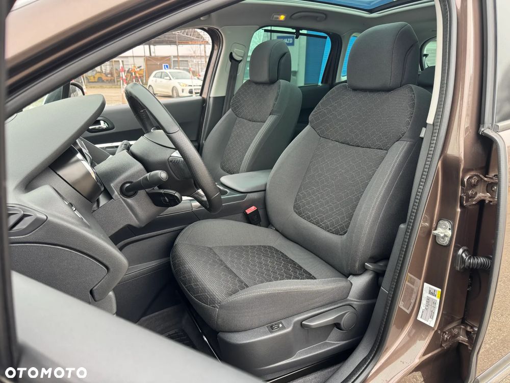 Peugeot 3008 PureTech 130 Stop & Start GPF Allure - 4