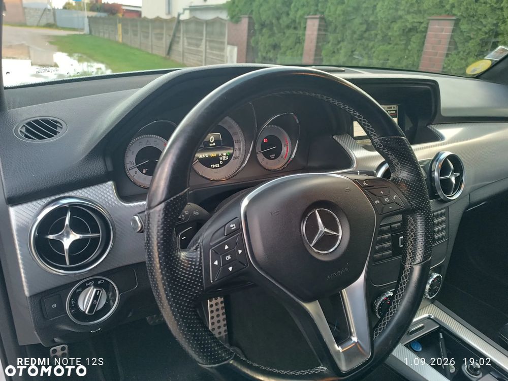 Mercedes-Benz GLK 200 CDI DPF BlueEFFICIENCY 7G-TRONIC - 23